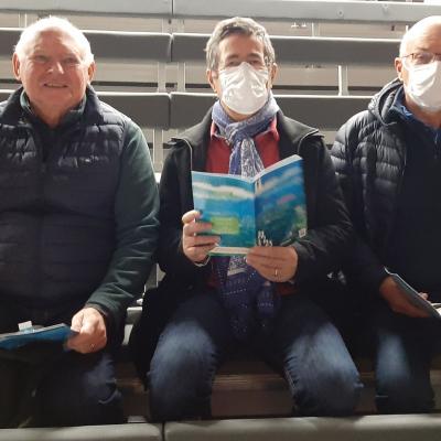 … des tintinophiles patientent avec un certain album… 